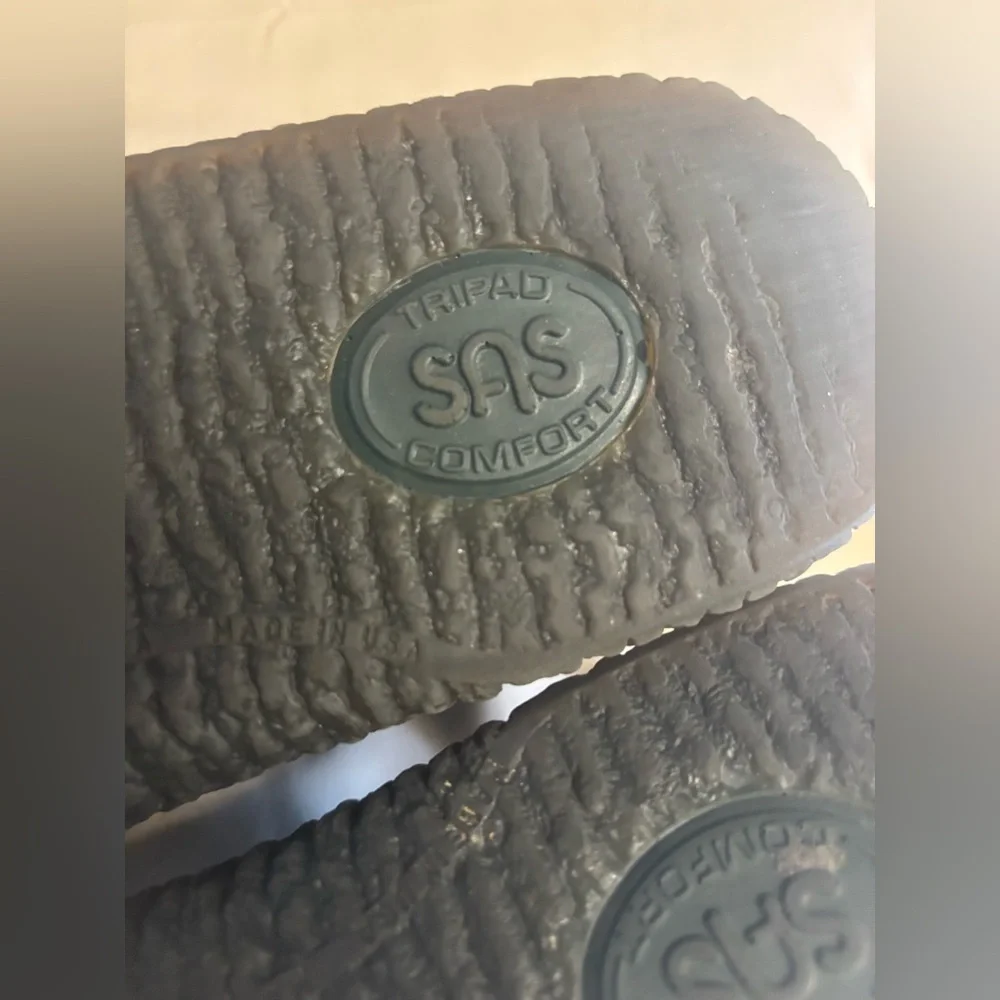 SAS Tuff Mens Size 11.5M Sneaker Olive Green Gray Suede Sole Tripad Comfort Shoe